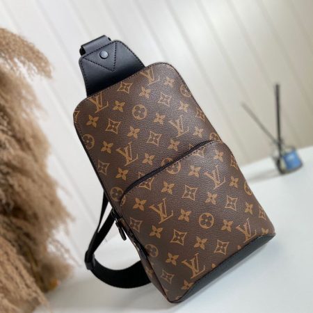 LV Avenue Bag - Image 5