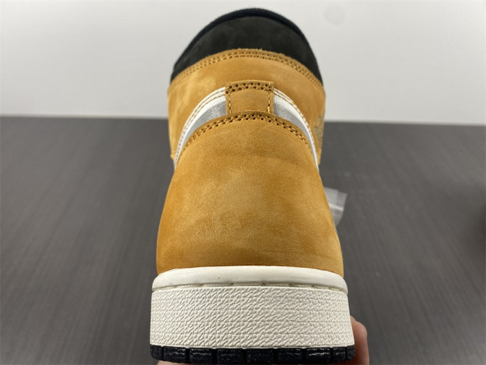 Jordan 1 High Element Gore-Tex Light Curry DB2889-700 - Image 11