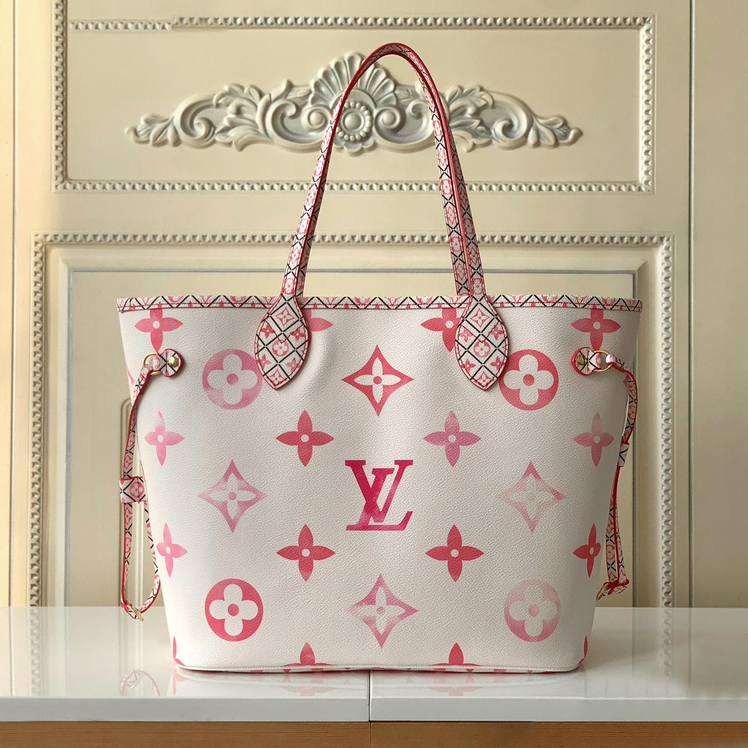 LV Neverfull MM-Decor Bag - Image 2