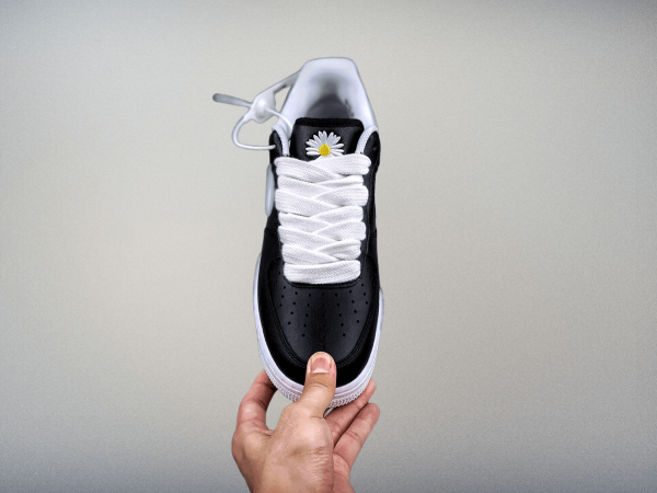 PEACEMINUSONE x Air Force 1 Para-Noise