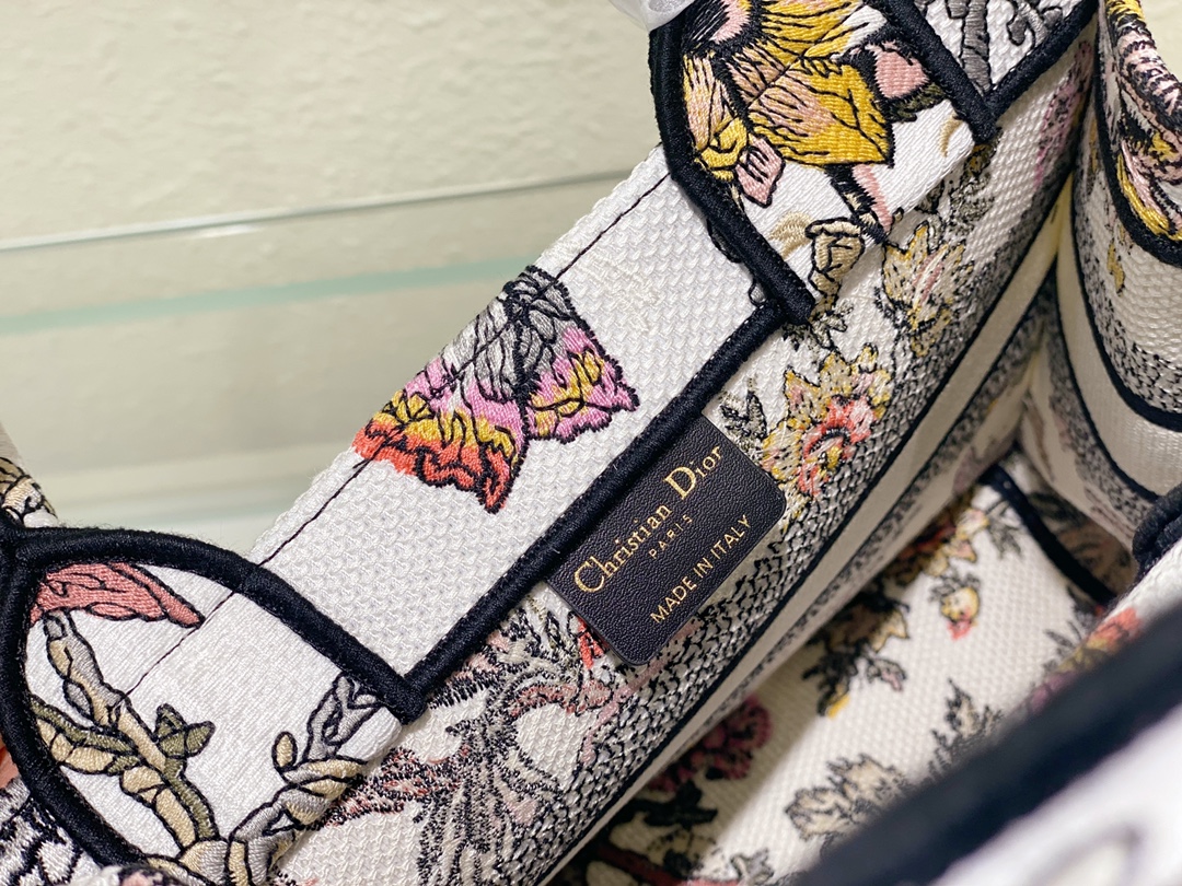 Dior Book Tote Small White Multicolor Dior Jardin Botanique Embroidery - Image 4