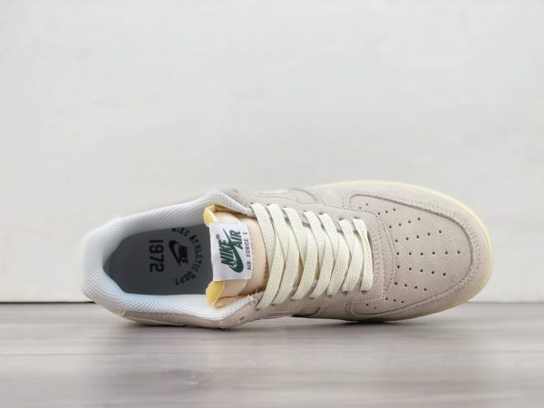 Nike Air Force Light Biege White