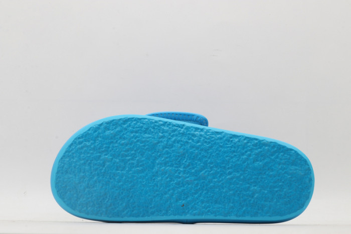 Yeezy Slide 7 - Image 9