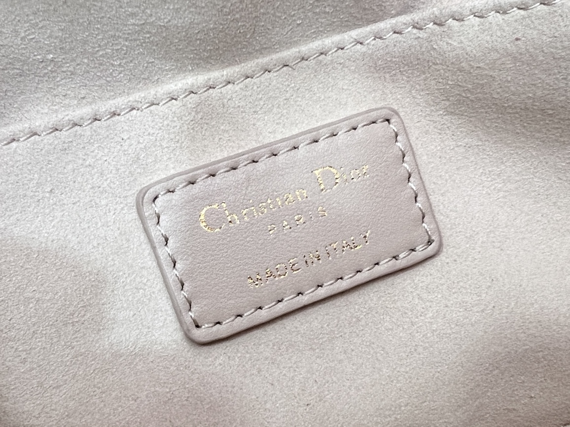 Dior Medium Ammi Bag Sand Pink Supple Macrocannage   M22566FBE_M84P - Image 3