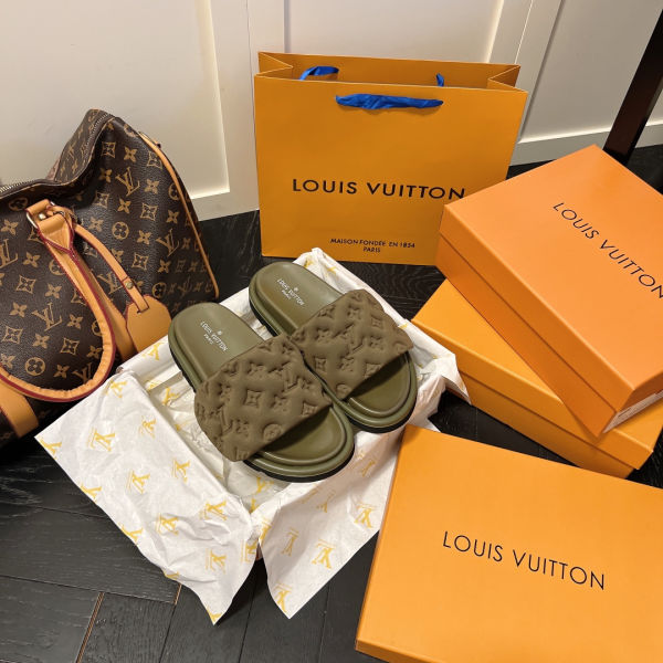 LV Pool Pillow Fashion Flat Flip-flops Slide Sandal