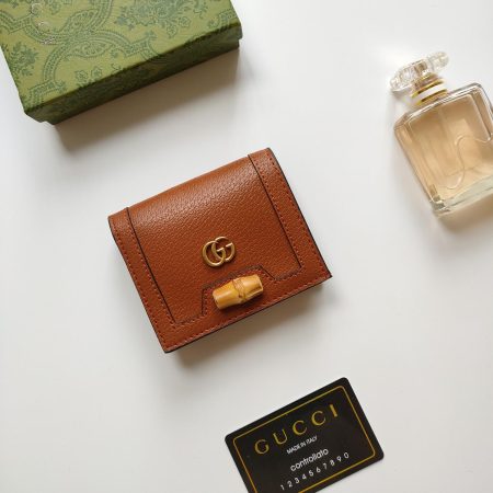 Gucci Unisex GG Diana Wallet - Image 5