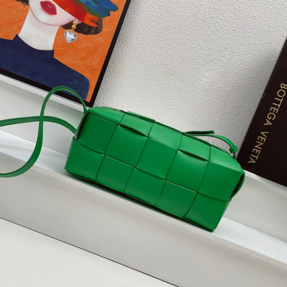 Bottega Veneta BV Small Brick Cassette Shoulder Bag - Image 6
