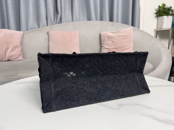 Dior Book Tote Medium D-Lace Macrame