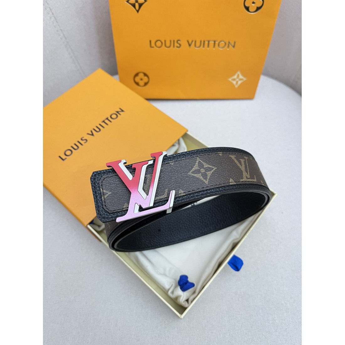Lv Fade LOGO Calfskin Men's Belt - Image 1