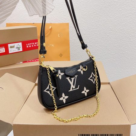 LV Easy Pouch Bag - Image 4
