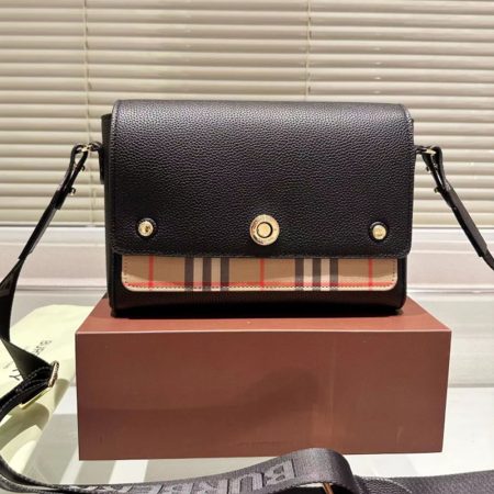 Burberry Note Vintage Bag Small - Image 4