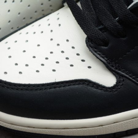 Air Jordan 1 Retro High OG "Dark Mocha" 555088-105 - Image 7