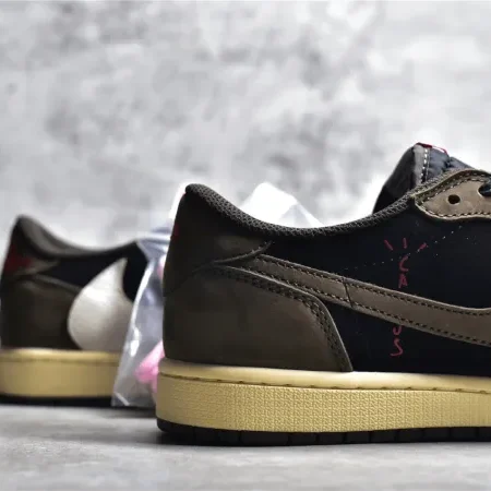Travis Scott x Air Jordan 1 Low OG TS SP - Image 11