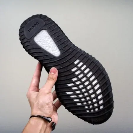 Yeezy350 Boost V2 “ Core Black Red" - Image 8