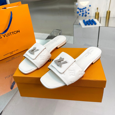LV Comfortable Leather Flip-fFops  Slide Sandal - Image 5