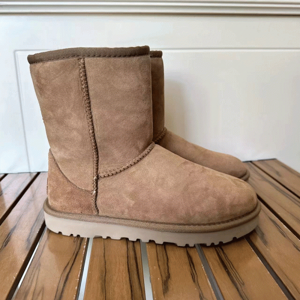 UGG Fall/Winter Classic Short Boots