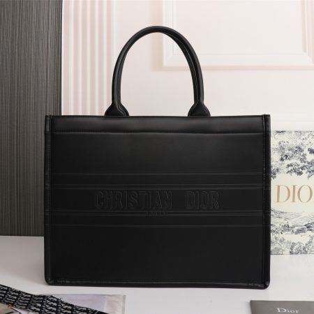 Dior Book Tote Large White Multicolor Dior Petites Fleurs Embroidery - Image 1