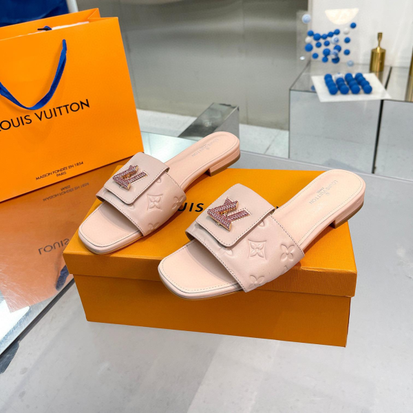 LV Comfortable Leather Flip-fFops  Slide Sandal