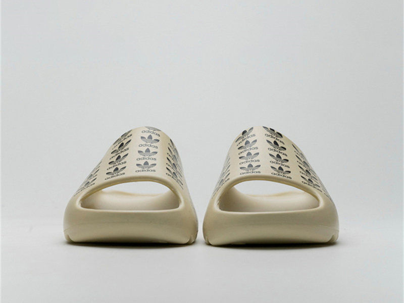 Yeezy Slides Desert Sand Logo FW6345-A - Image 8