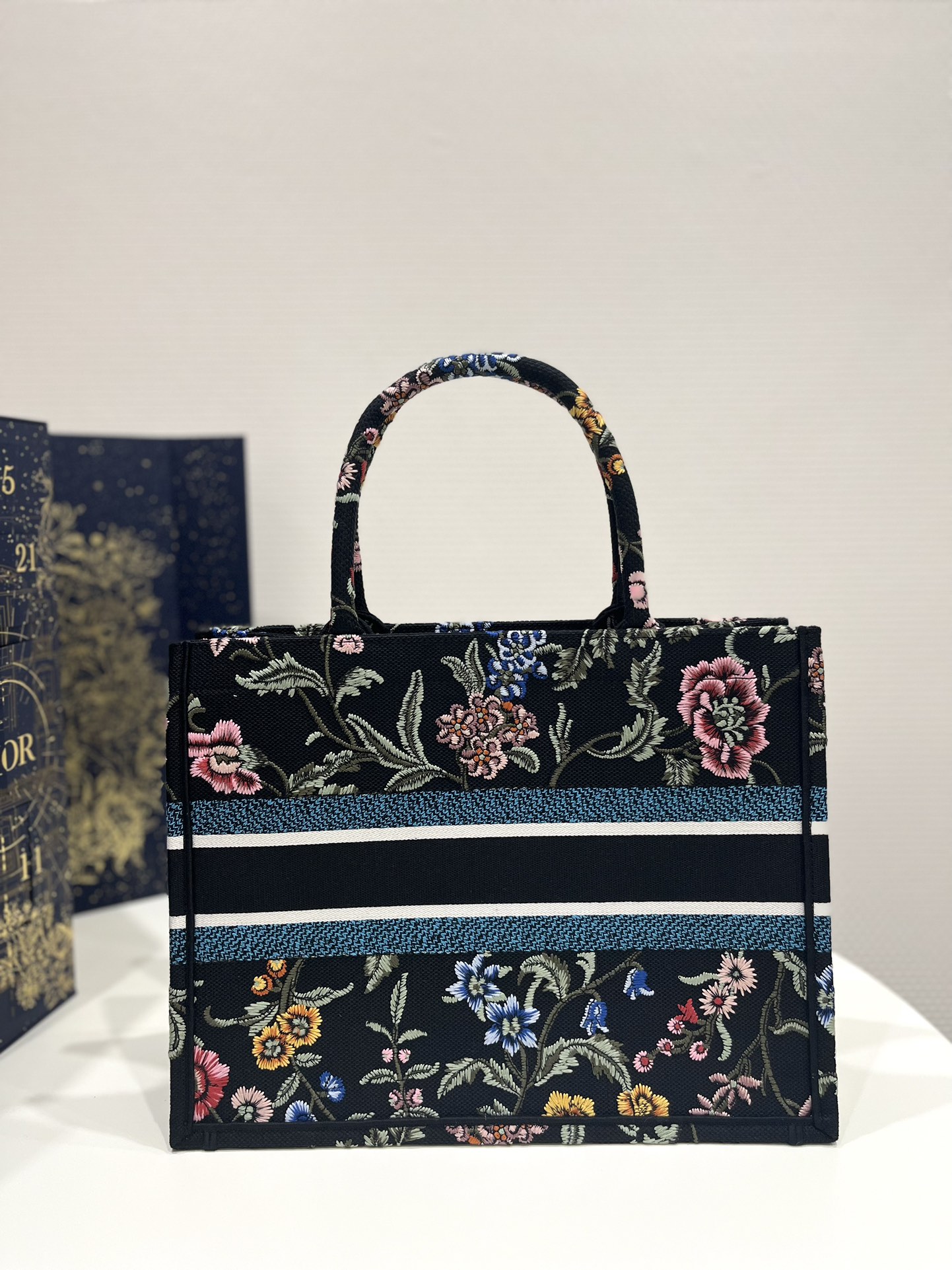 Dior Book Tote Medium Black Multicolor DiorPetitesFleurs Embroidery - Image 7