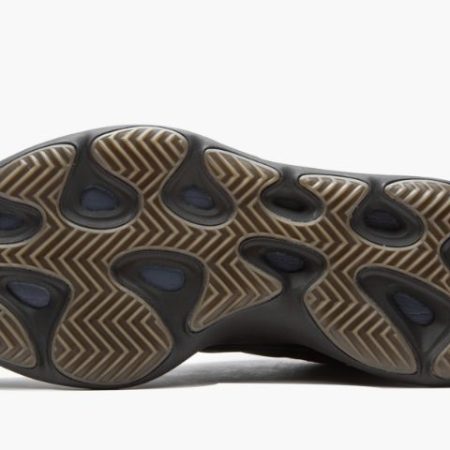 Yeezys 700 V3 “ Clay Brown" - Image 4