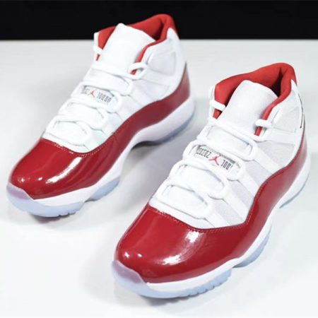 Air Jordan 11 Retro Cherry - Image 4