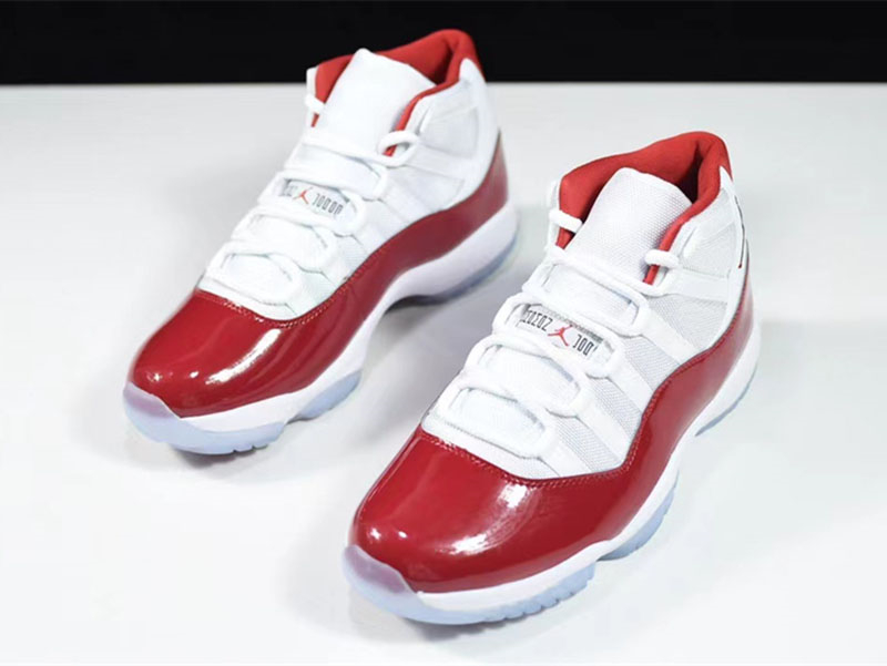 Air Jordan 11 Retro Cherry - Image 4