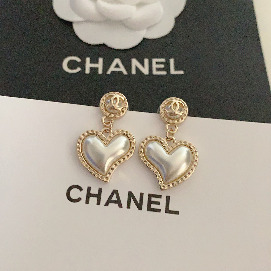 Chanel white love earring - Image 1