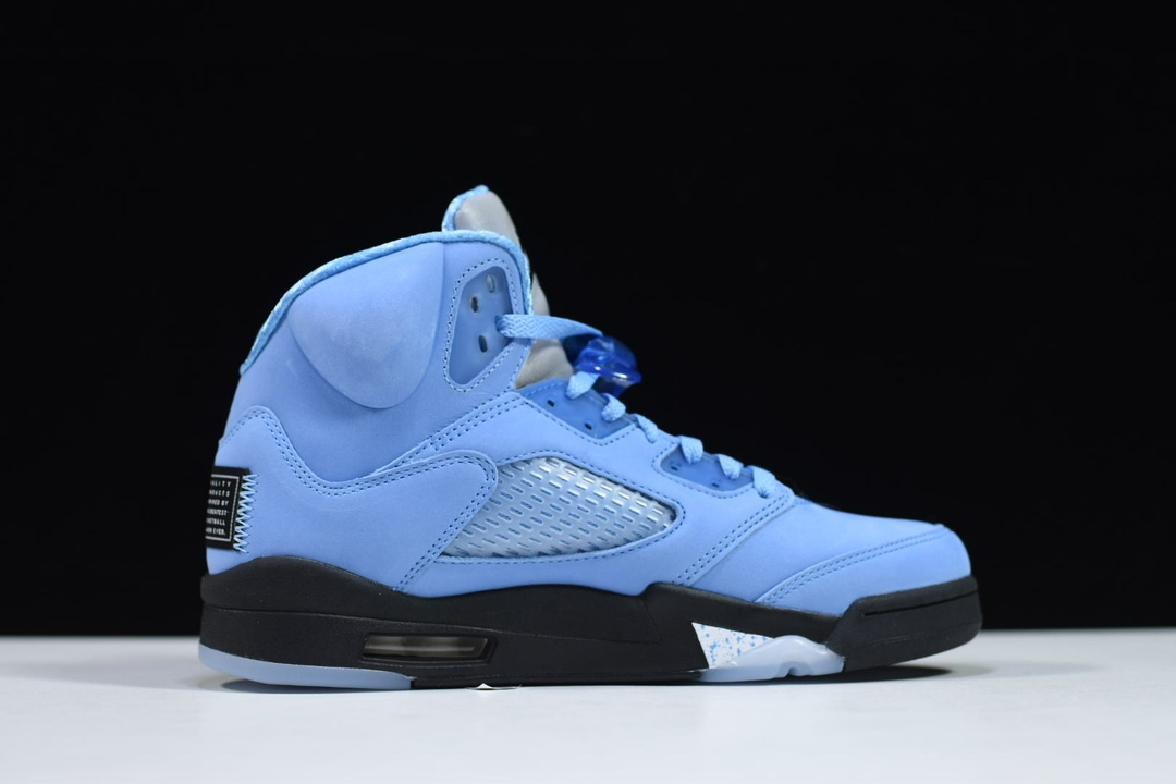 Jordan 5 Retro UNC University Blue DV1310-401 - Image 2