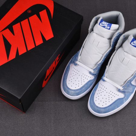 Air Jordan 1 High OG Hyper Royal 555088-402 - Image 6