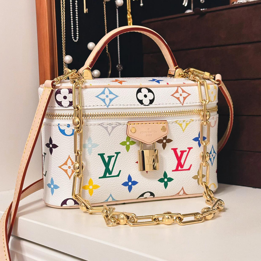 LV x TM Vanity Chain ​​Pouch19 - Image 3