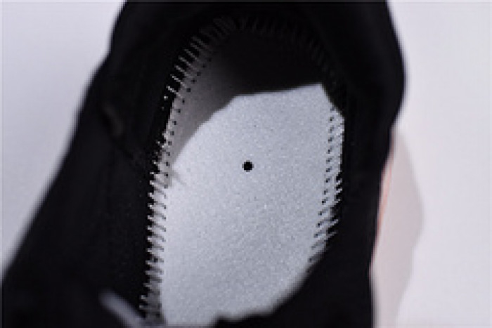 NIKE Air Max 270 MENS AQ6239-001 - Image 4