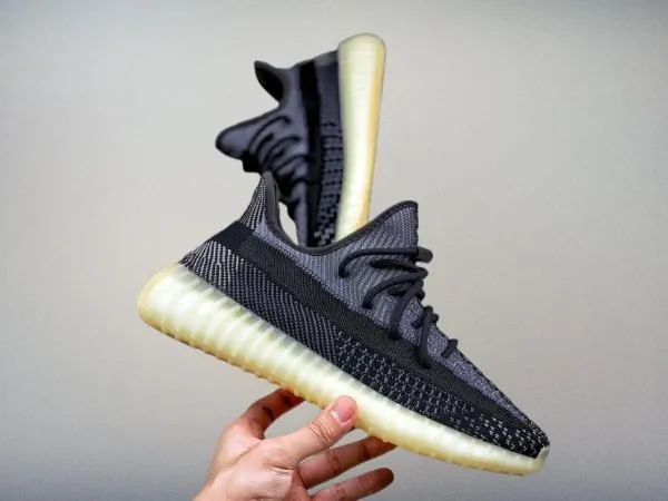 Yeezy350 Boost V2 “ Carbon"