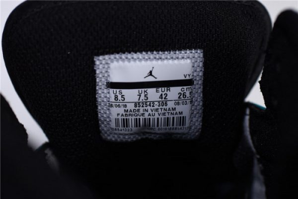 Air Jordan 1 Mid South Beach 852542-306