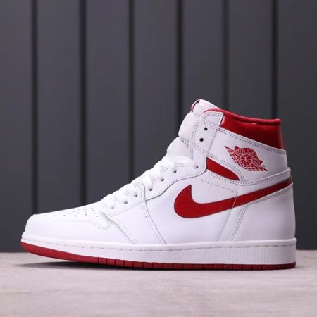 Jordan 1 Retro Metallic Red (2017) 555088-103 - Image 1