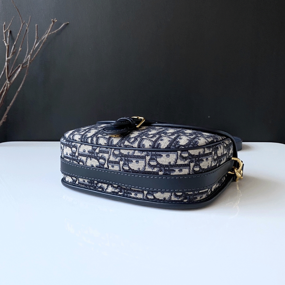 Dior Bobby Bag - Image 9
