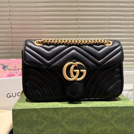 Gucci GG Marmont Small & Mini Shoulder Bag - Image 3