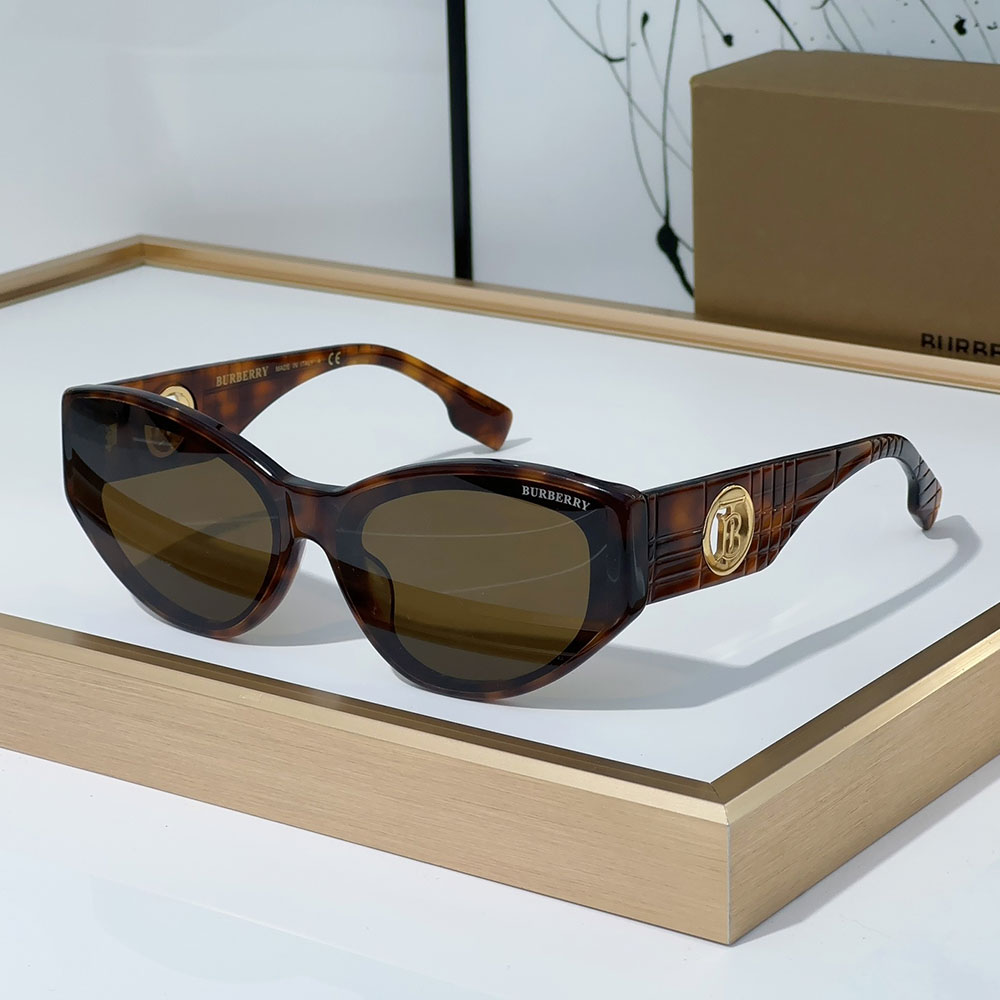 Buberry  Mirror leg Hollowed out Logo  Sunglasses Top quality - Image 3