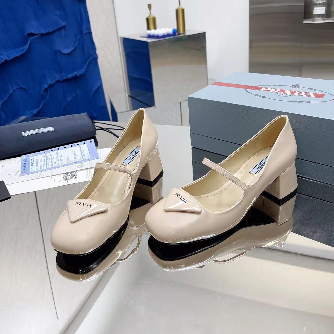 Prada  Patent Leather Medium Low 4.5CM Sandals Slide - Image 5