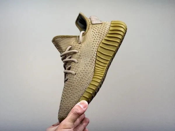 Yeezy350 Boost V2 “ Earth"