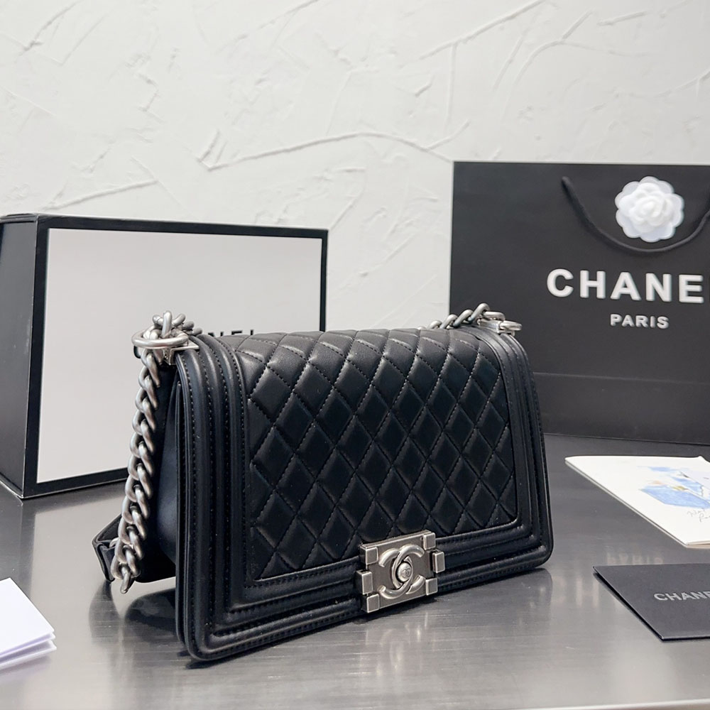 Chanel Large Boy Flap Bag - Image 8