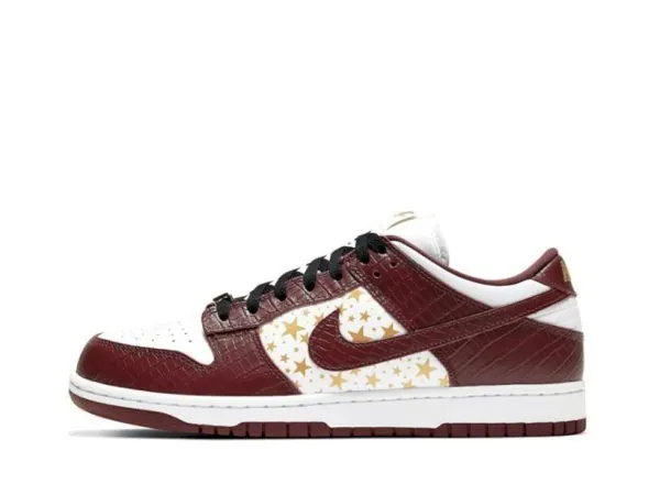 Supreme x Dunk SB Low “ Barkroot Brown"