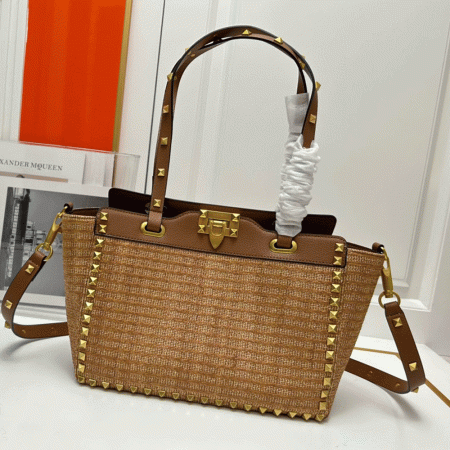 Valentino Classic Rivet Shopper Bag - Image 4