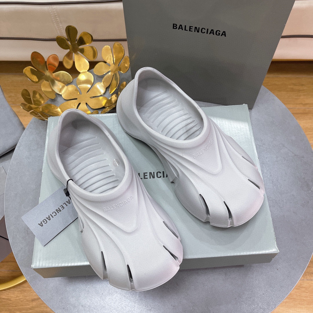 Balenciaga Slip-on Sandals  Slide Sandal - Image 4