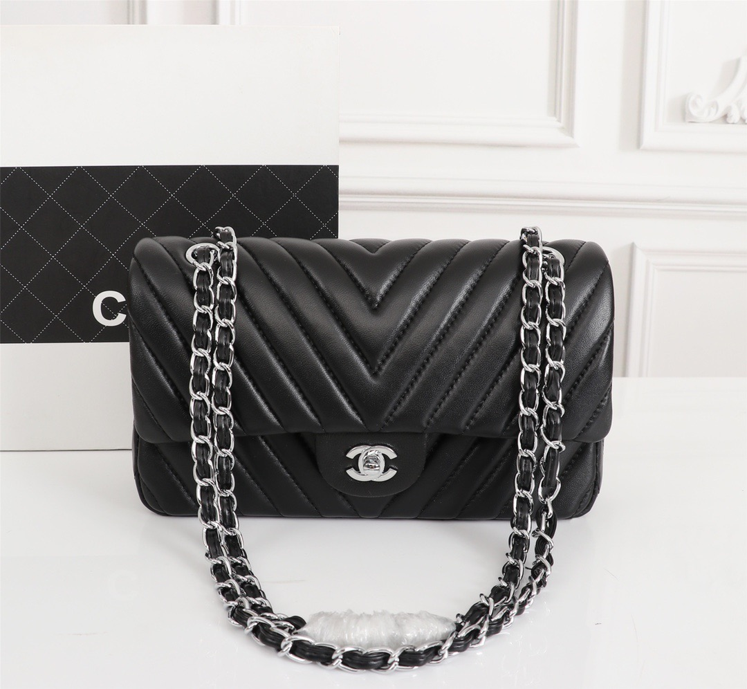 Chanel Clacssic Flap CF Chain Shoulder Strap Bag - Image 3