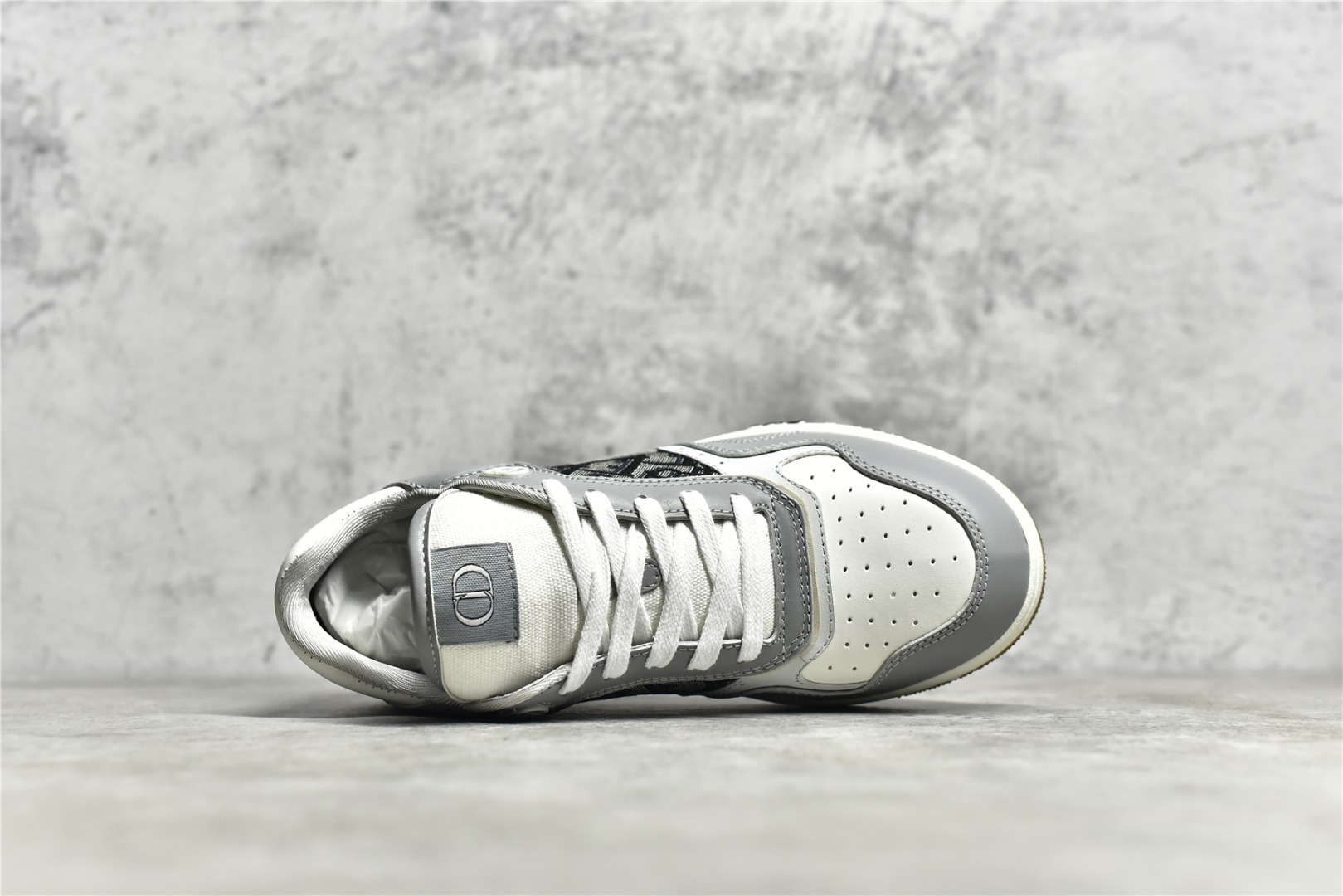 Dior B27 Sneakers Low-Top Gray (AA Version) - Image 3