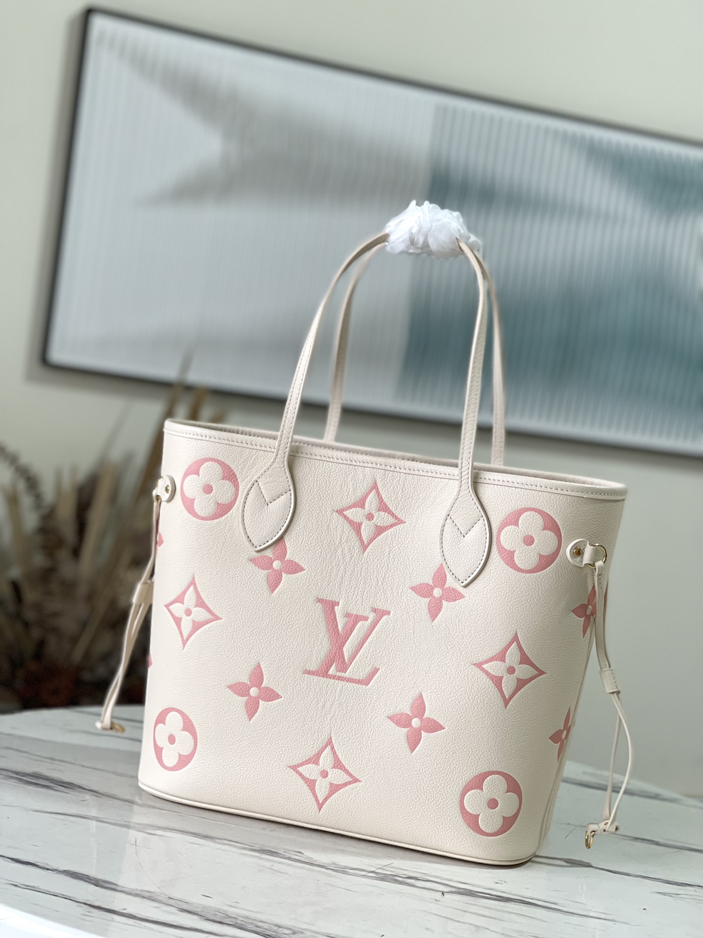 LV Neverfull MM Pink Bag - Image 7