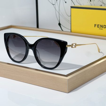 Fendi  Thin-framed Sheet Metal on The Sides Sunglasses Top quality - Image 5