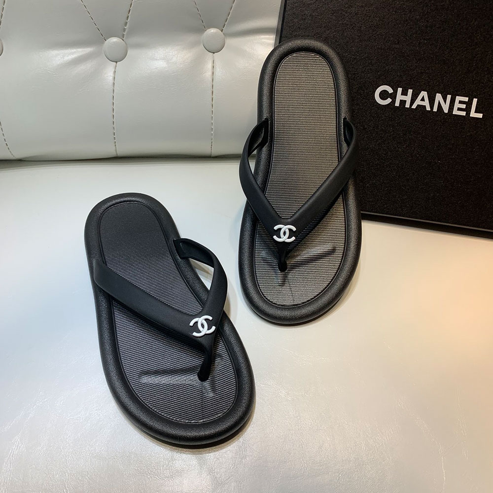 Chanel Beach Flip-flops Slide Sandal - Image 2