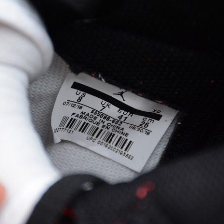 Air Jordan 1 Chicago Crystal Clear Sole 555088-602 - Image 9